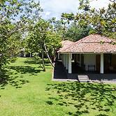 Family House With Large Garden In A Peaceful Setting