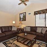 Seven Springs 1 Bedroom Premium Condo, Ski In/Ski Out by RedAwning