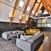 Rent An Inn! Takeover The Birch Ridge W/ Your Group. Mountain Lodge: 1