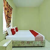 OYO 90708 D'kuala Waterfront Chalet & Boat Charters