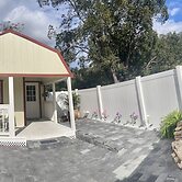 The Tiny Cottage in The Springs