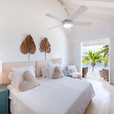 Exceptional Beachfront Living - Milord Sunsets 3 Bedroom Home by Blue 