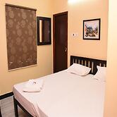 Aishwaryam Deshna Service Apartment