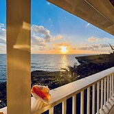 Blue Love Point 3br 3 Bedroom Home