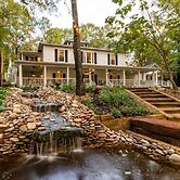 The Bird & Butterfly Inn