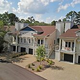 The Moorings Poolside 3 Bedroom Townhouse