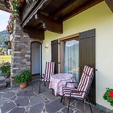Apartment in Tyrol 100 m to the Mountain Railway