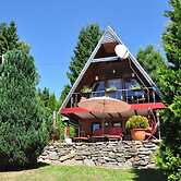 Cozy Forest Hideaway in Suhl