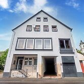 Holiday Home for Groups in Kinheim