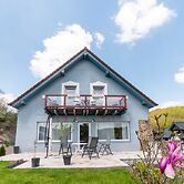 Luxurious Holiday Home With a Nice Private Garden