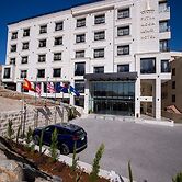 Petra Moon Luxury Hotel