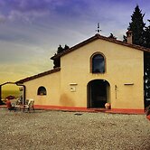 Villa in Montelupo With Private Pool