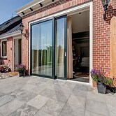 Stylish Farmhouse With Spa Tub