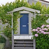 Modern Furnished Detached Bungalow, Located on the Marina