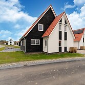 Home: Steps From Sea & Relaxation