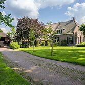 Grandeur Farmhouse in Dwingeloo