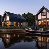 Modern Water Villa on the Frisian Water