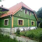 Spacious Holiday Home in Piechowice With Garden