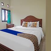 SPOT ON 91910 Arfan HouseNearDanau Ranau