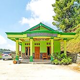 OYO Homes 91095 Desa Wisata Conto