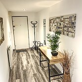 Toothbrush Apartments - 2 bed 2 bath apt