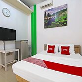 OYO Life 91957 Hotel Roda Mas 2