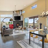 Jackalope Junction-pool, Hot Tub, Fire Pit, Bbq & Desert Views! 2 Bedr