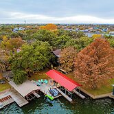 Lake LBJ Waterfront Family-friendly Retreat!