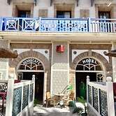 Mechouar Plaza