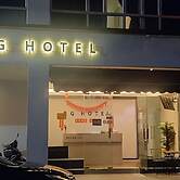 OYO 90724 Rg Hotel