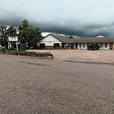 Crawford Motel