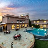 Goldmark resort churna in satpura national park