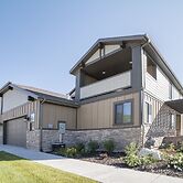 Family Vacation~crater Hot Spring, Tubing & Ice Skating~kanton 3 Bedro