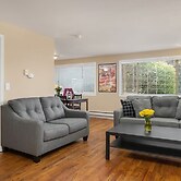 Seattle Vacation Home - Roy Street