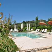 Holiday Home Chevalier With Terrace and Swimming Pool
