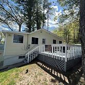 Livin The Dream Limit 6 3 Bedroom Home by RedAwning