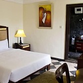 Peach View Hotel and Apartments.