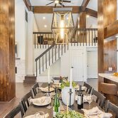 Explorer by Avantstay Close to Slopes! Game Room, Guest Suite, Hot Tub