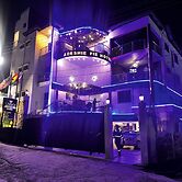 ADESHIE FIE HOTEL