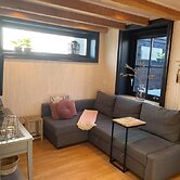 Inviting Chalet in Monnickendam With Garden