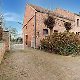 Zoutleeuw Home With Pool