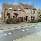 Snug Holiday Home in Zoutleeuw With Private Pool