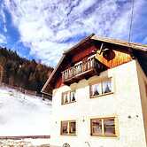 Holiday Home Muhr Near Katschberg Ski Area