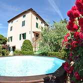 House in Ciciana With Pool and Scenic Views