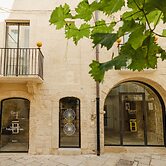 Bayit Charming Place