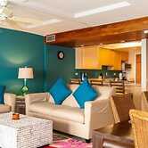 West Oahu Studio Condo at Makaha Beach