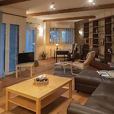 Kalista Superior Apartment by Airstay