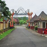 Collection O 89999 Hotel Bumi Kedaton Resort