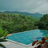 The Sky Imperial Pavoreal Jungle Resort