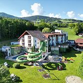 Familienhotel Trebesingerhof